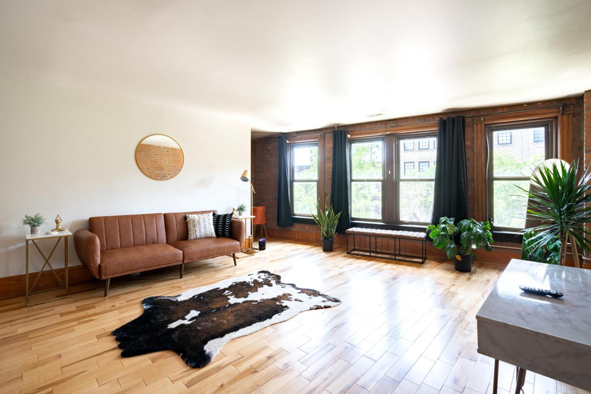Prime Location Top Rated Clean Parking Free Hotel Columbus