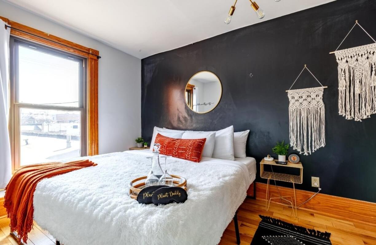 Hotel Prime Location Rated Clean Parking Free! *