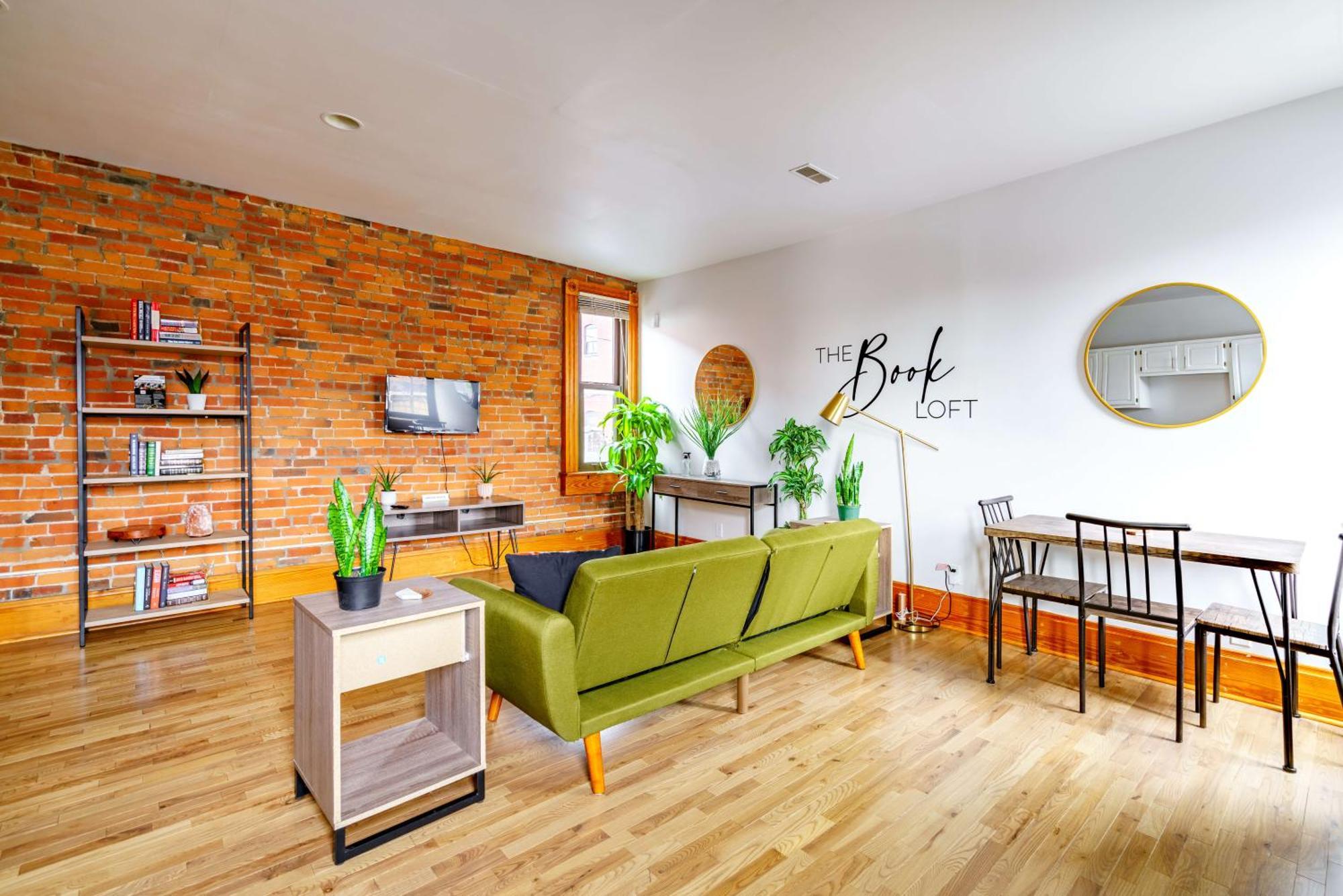 Prime Location Top Rated Clean Parking Free Columbus